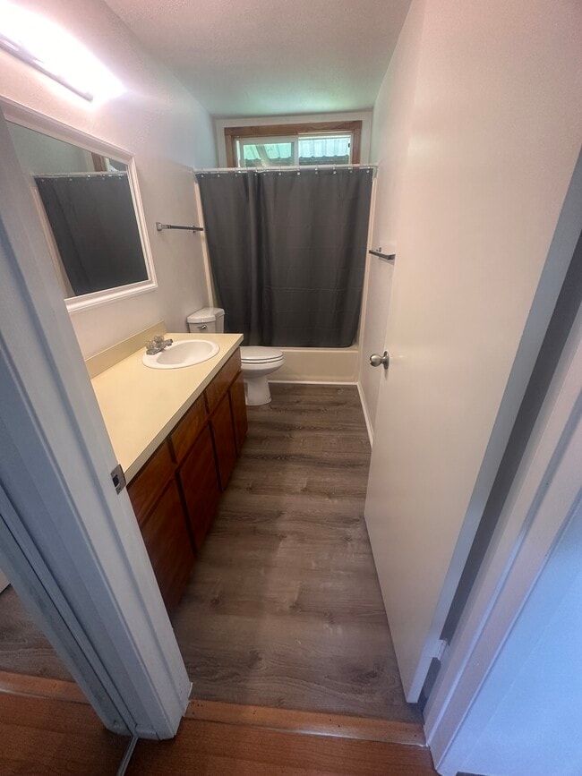 Photo - 18-4025 N Glenwood Rd