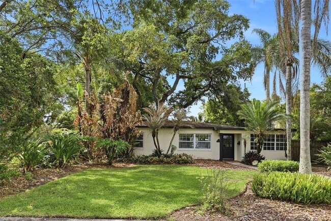 Building Photo - 2518 Weber St