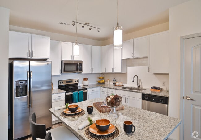 2BR, 2BA