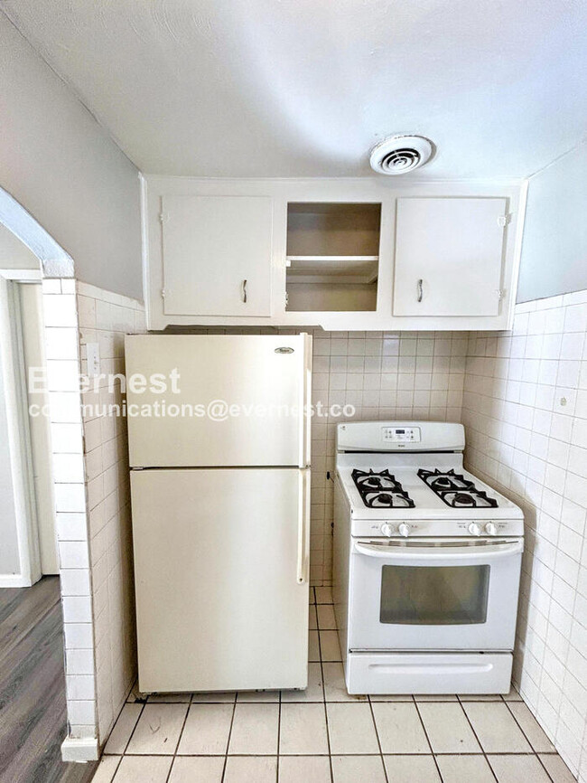 Photo - 221 La Motte Ln