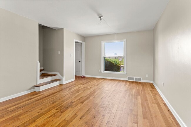 Photo - Beautiful updated townhome