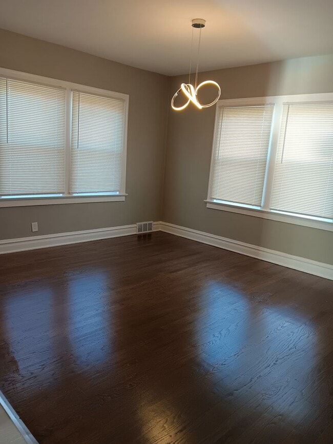 Photo - Spacious 2 Bedroom Home