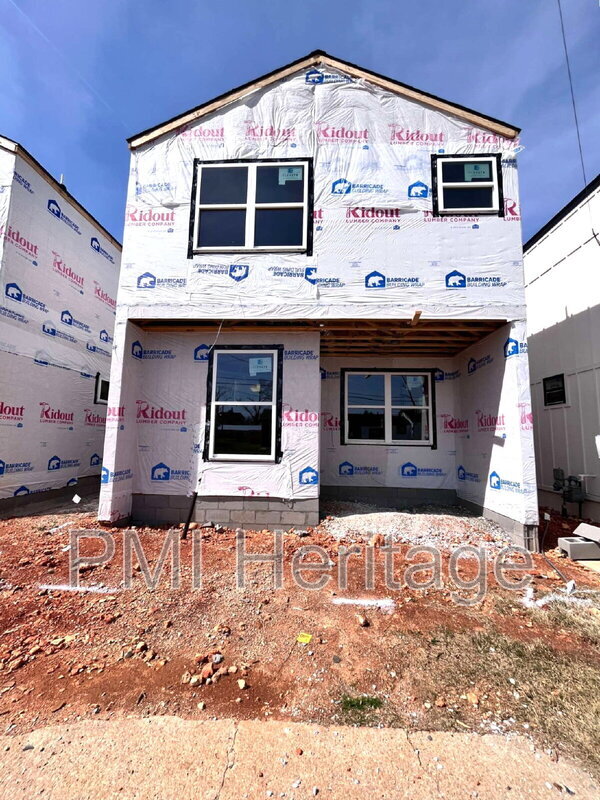 Photo - 604 N 6th St