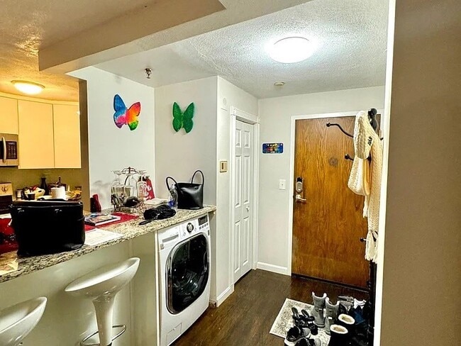 Photo - 205 Ferry St Unit 101