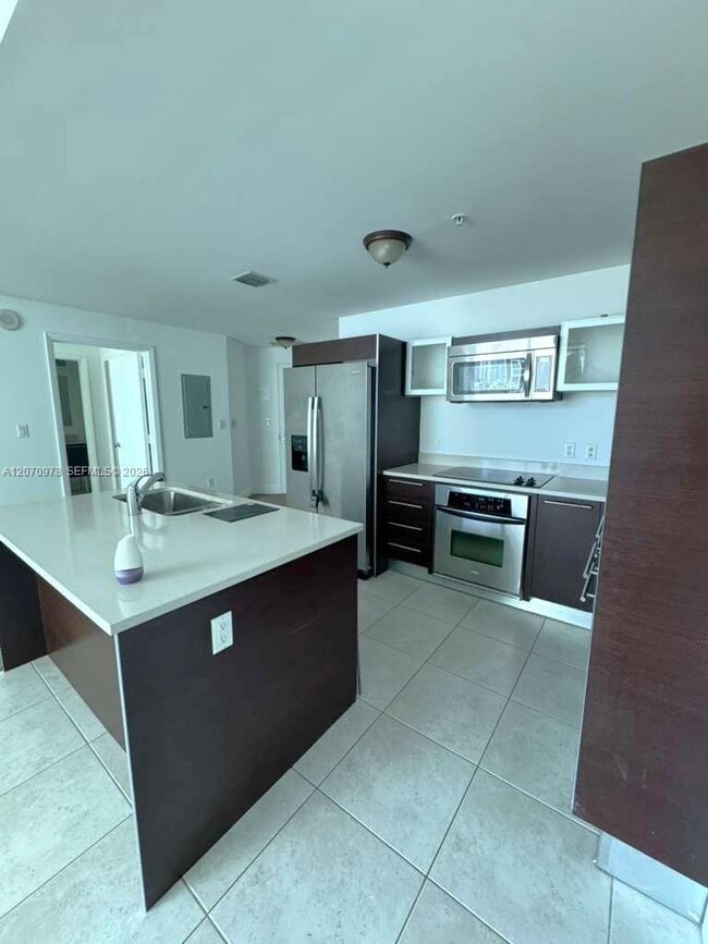 Photo - 1900 N Bayshore Dr Unit 1807