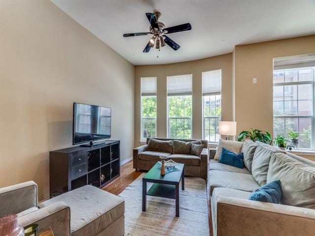 Photo - 15711 Spectrum Dr Unidad 80