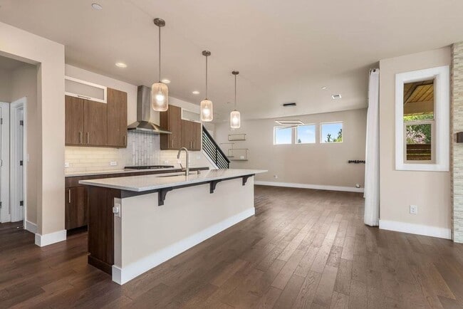 Photo - Beautiful Home in Kirkland with 2-Car Garage and Outdoor Patio!