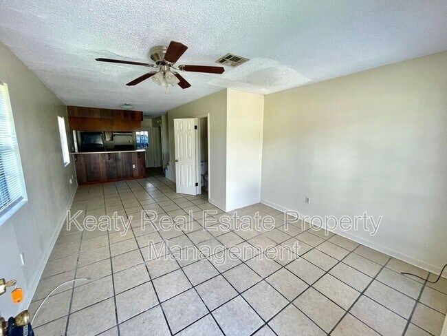 Photo - 424 Failla Rd
