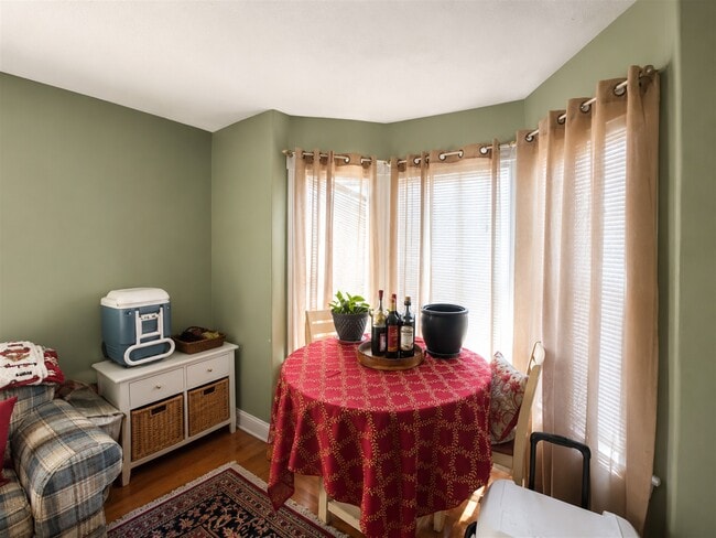 Photo - 30 Hume Ave Unit 1