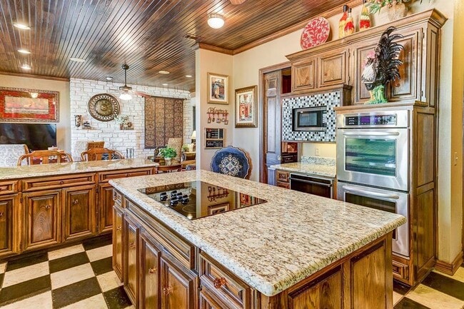 Photo - 861 N Preston Rd