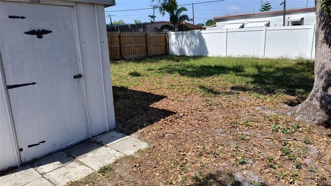 10861 126th Ave N