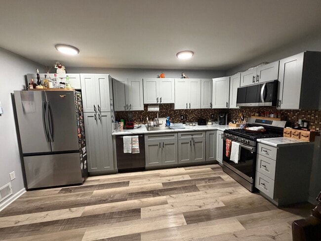 Building Photo - 516 S Park St Unit 1