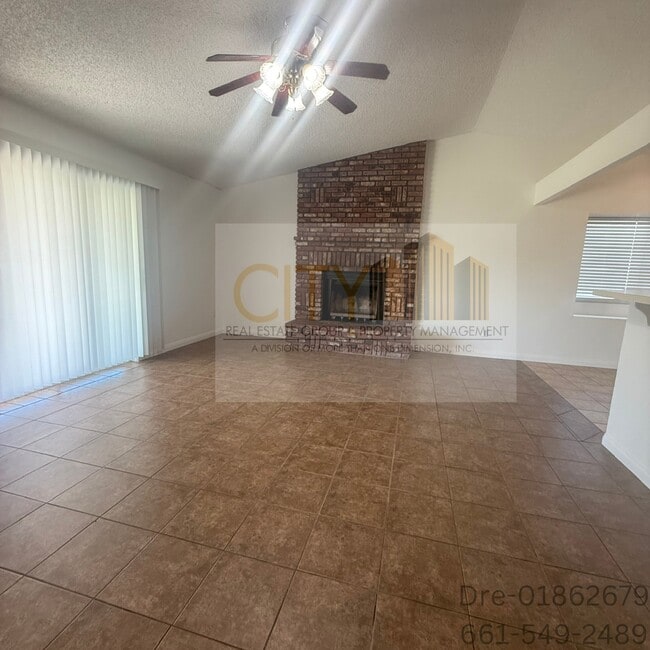 Photo - 11017 Baron Ave