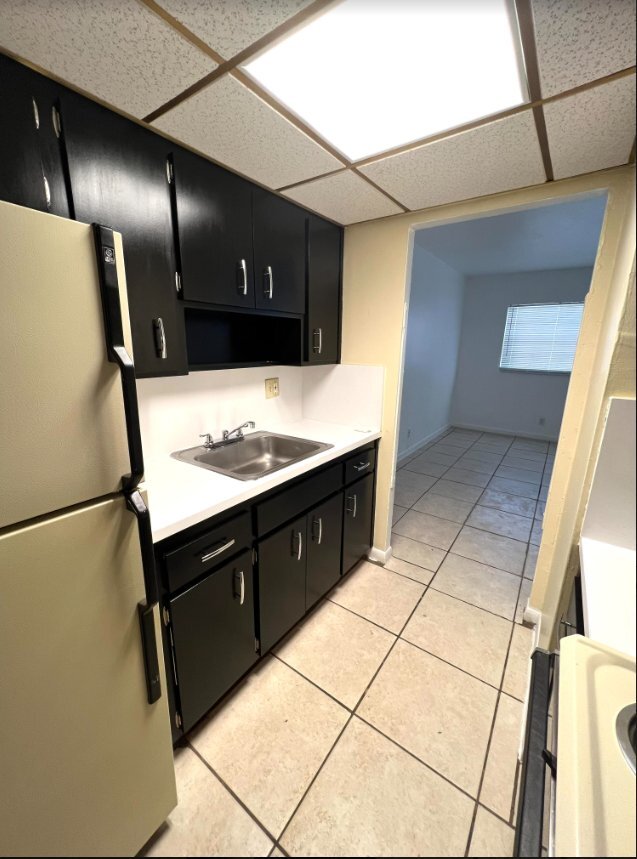 Photo - 241 SE 10th Ave Unidad 245B