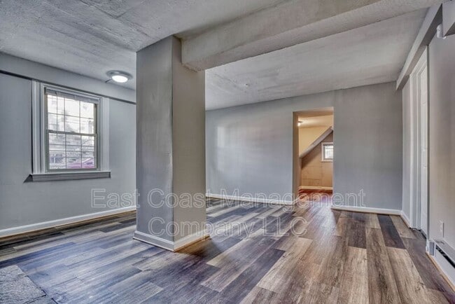 Photo - 2110 Taylor Ave Unit Apt B