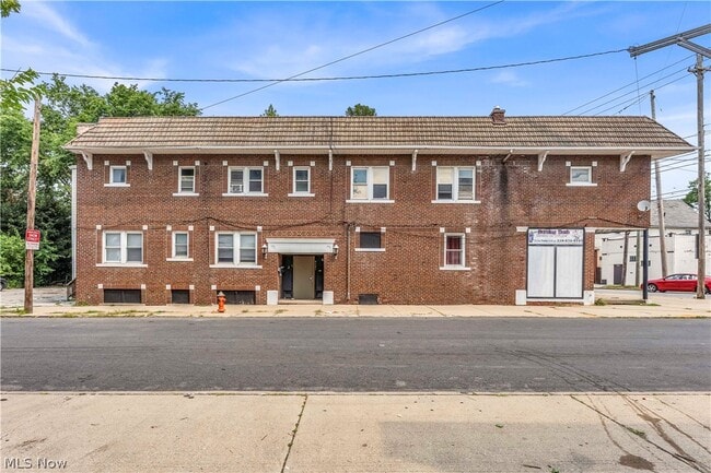 Building Photo - 4600 Division Ave Unit 3