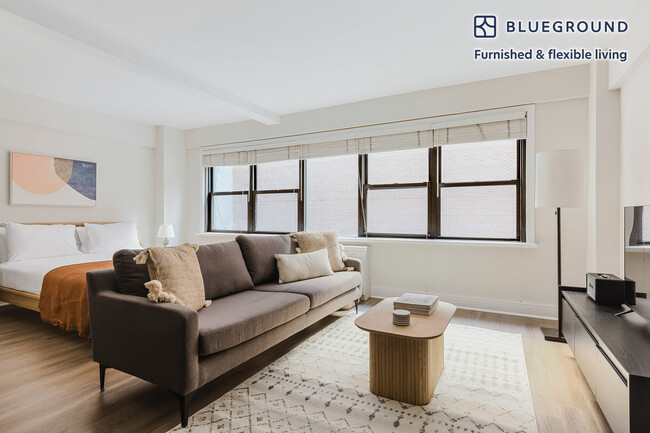 Building Photo - 225 E 63rd St Rental
