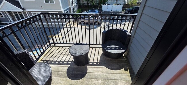 Photo - 560 Moody St Unit 2-C