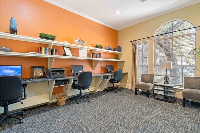 Photo - 2400 Spring Rain Dr