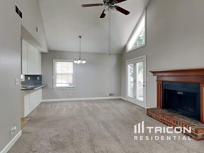 Photo - 8458 Hightower Trail SW