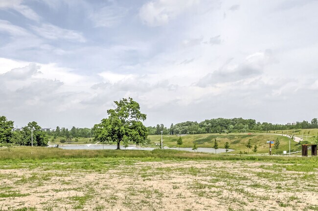 Photo - 60 George Butchart Dr Unité 512