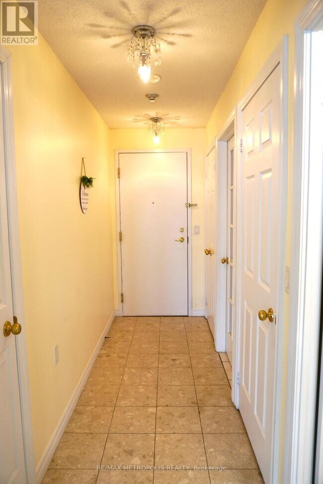 Photo - 2627 McCowan Rd Unité 1705