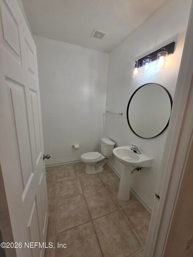 Photo - 5663 Greenland Rd