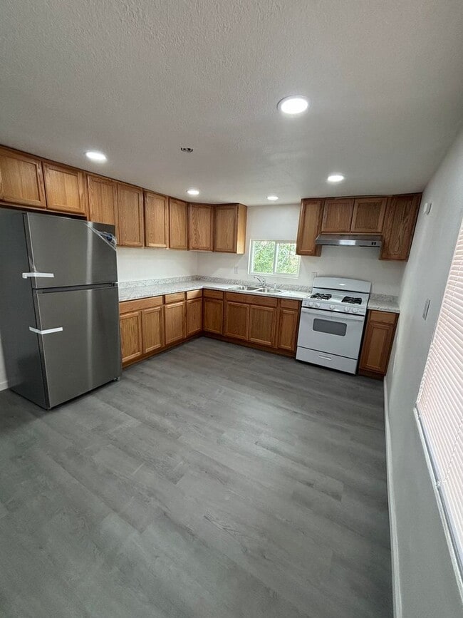 Photo - 232 W Barbara St Unit Apt. A