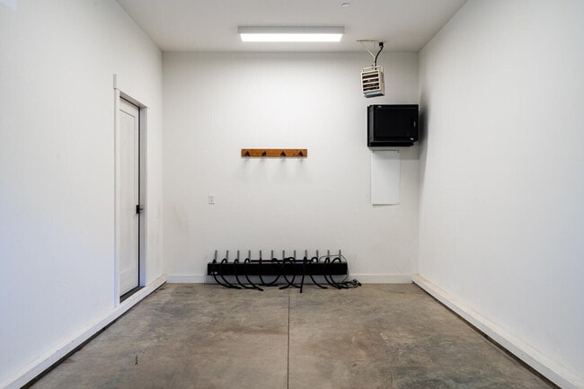 Photo - 12 Wildwood Rd W Unidad SI ID1255679P