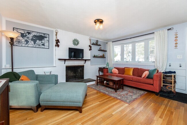 Photo - 73 Winfield St