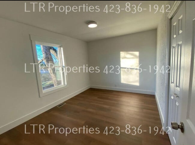 Photo - Ivy St (1423)