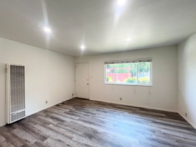 Photo - 1751 Parkside Dr Unit 1753