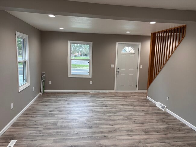 Photo - 611 W Randolph St