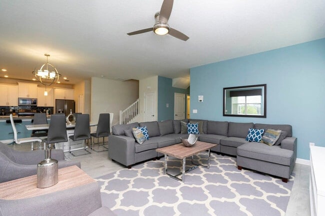Building Photo - 8912 Stinger Dr Unit SI FL2-ID1603645P