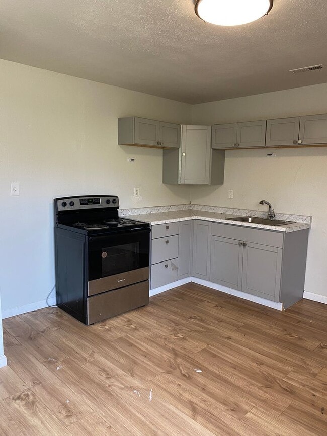 Photo - LIMITED TIME**NO APPLICATION FEE**1/2 OFF ...