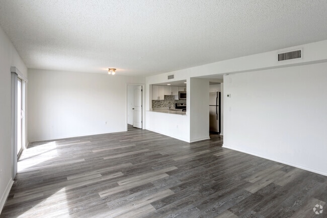 2BR, 2BA - C