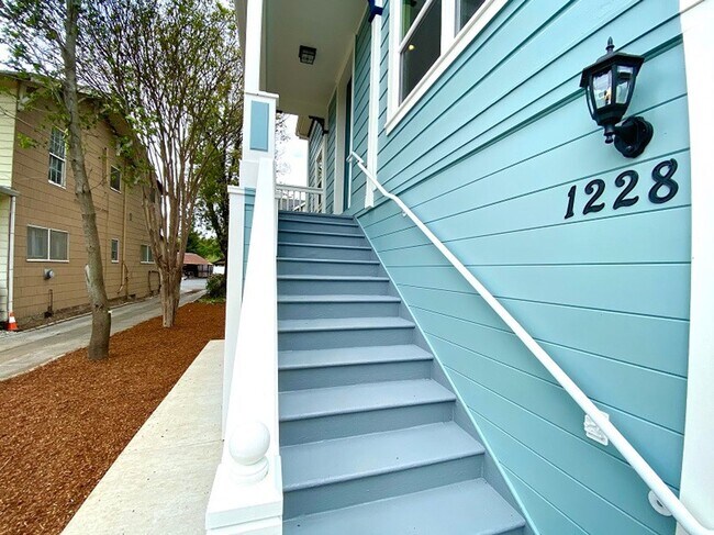 Photo - Randolph Street, 1220-1228 Unit 1228 Randolph