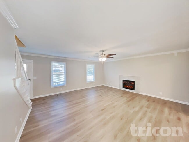 Photo - 1918 Cross Creek Dr