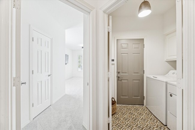 Photo - 14 Prism Cove Pl