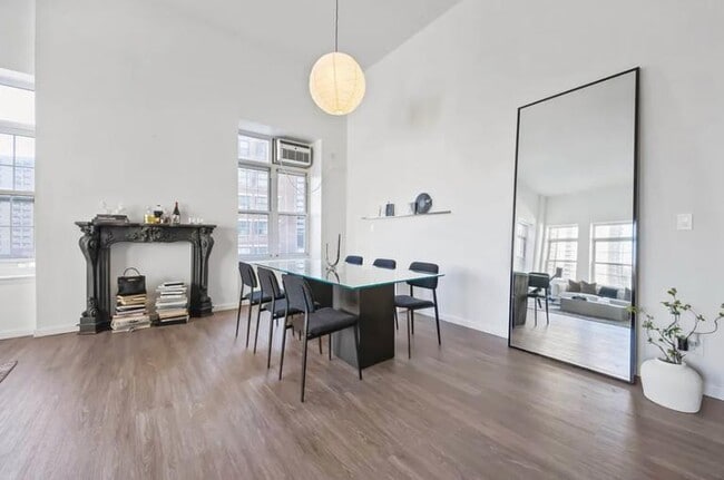 77 Fulton St Unit 5E