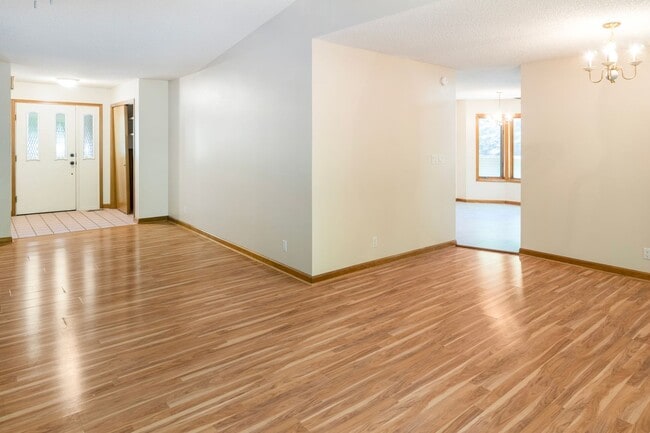 Photo - Charming 3 Bedroom, 2 Bathroom home near Lake Coronado! Call 501-922-9997 to set up a showing today!