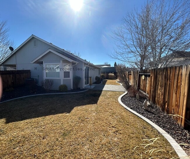 Photo - 1420 Chiltern Ct