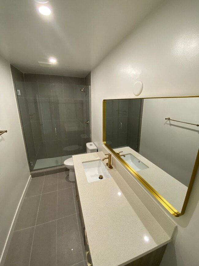 Photo - 7347 Haskell Ave Unit 108