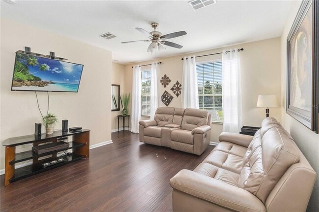 Photo - 5038 Tideview Cir