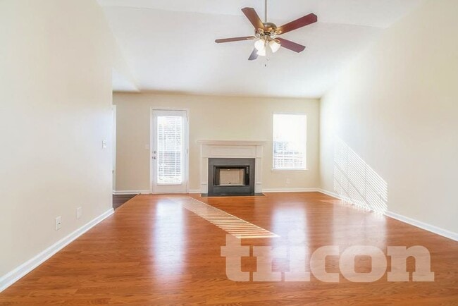 Photo - 2305 Cason Trail