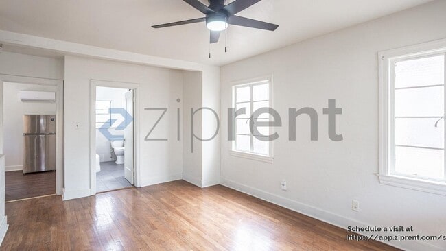 Photo - 1390 E Santa Clara St