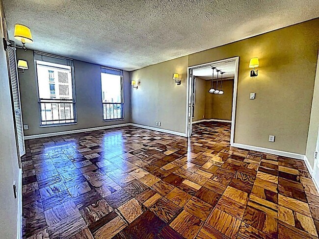Photo - 77 Pond Ave Unit 1001