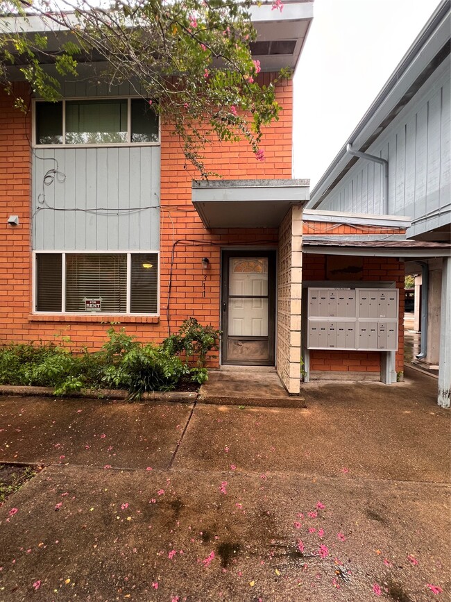 Photo - 5538 Holly St Unit 311