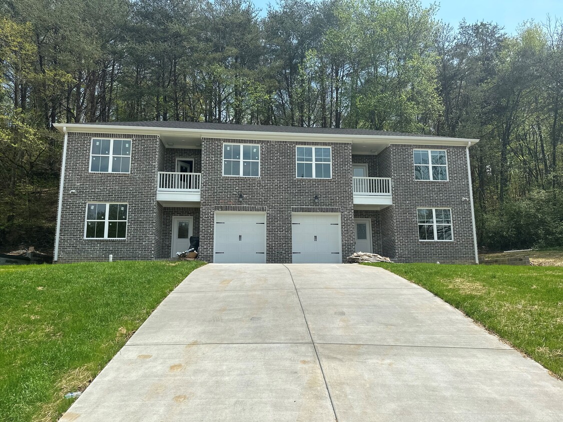 Photo - 5214 Donlyn Dr