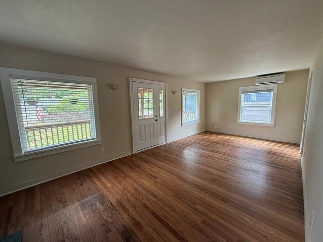 Photo - 7870 SW West Slope Dr